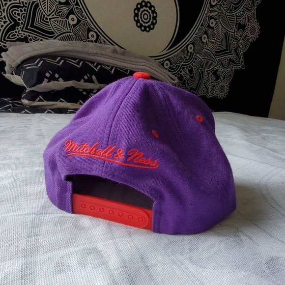 Mitchell & ness snapbacks - Picture 3 of 6